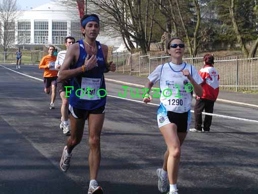 P101003802