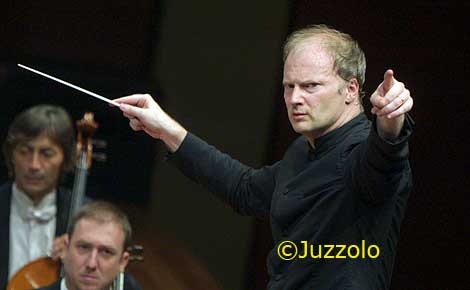 Photograph: Pasquale Juzzolino +393478806180